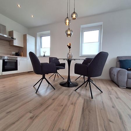 Murtal Appartement Groessingblick Top 1 Zeltweg Exterior foto